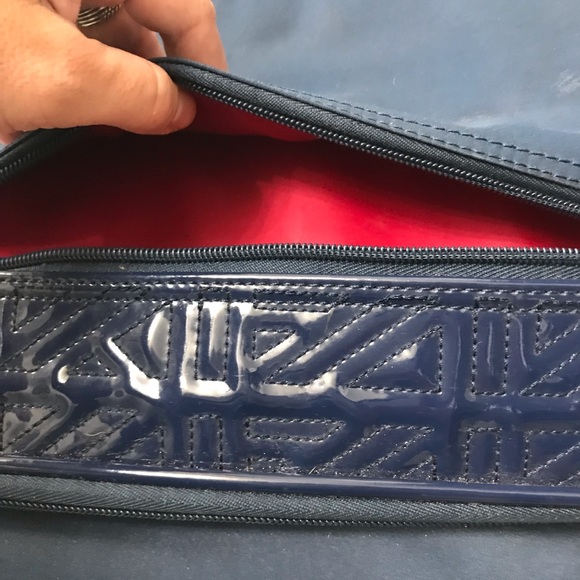 Anne Klein travel bag - Picture 4 of 5